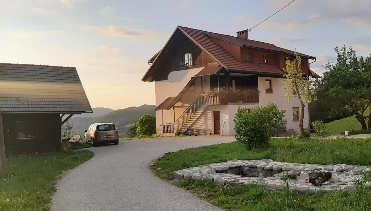 Apartamento Healing Farm Gorenja Vas  Exterior foto